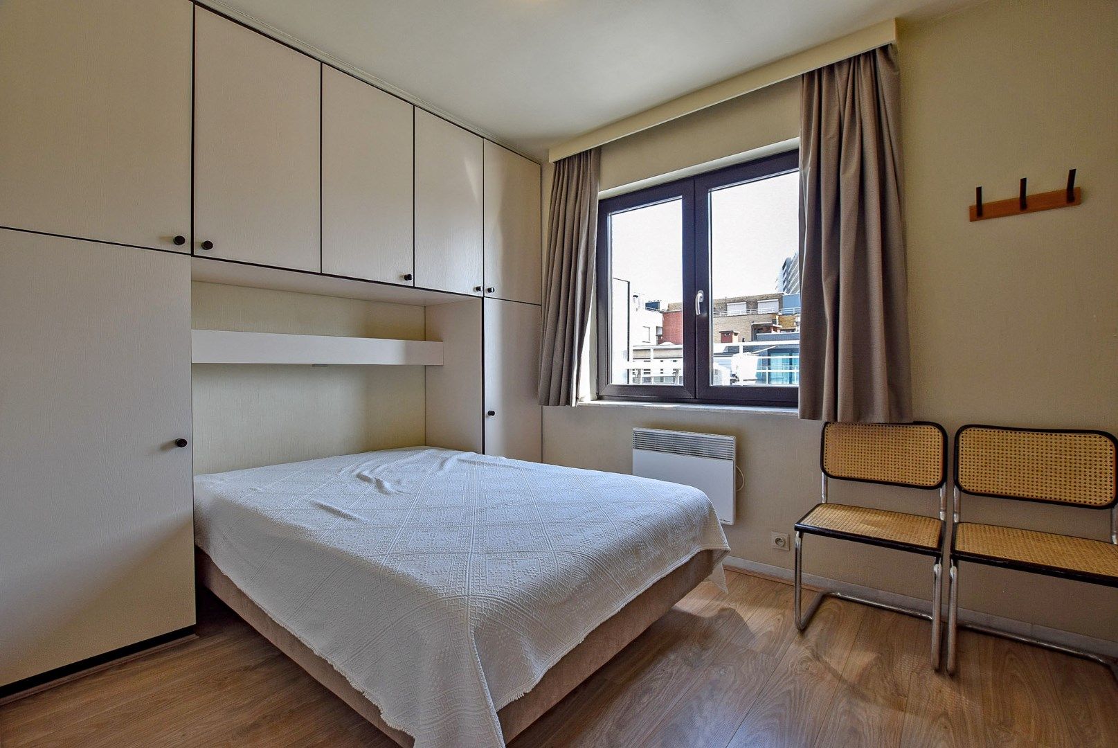 Ruim penthouse (3-slaapkamerappartement) met maar liefst 120m2 terrassen te Oostduinkerke-Bad.  foto 12