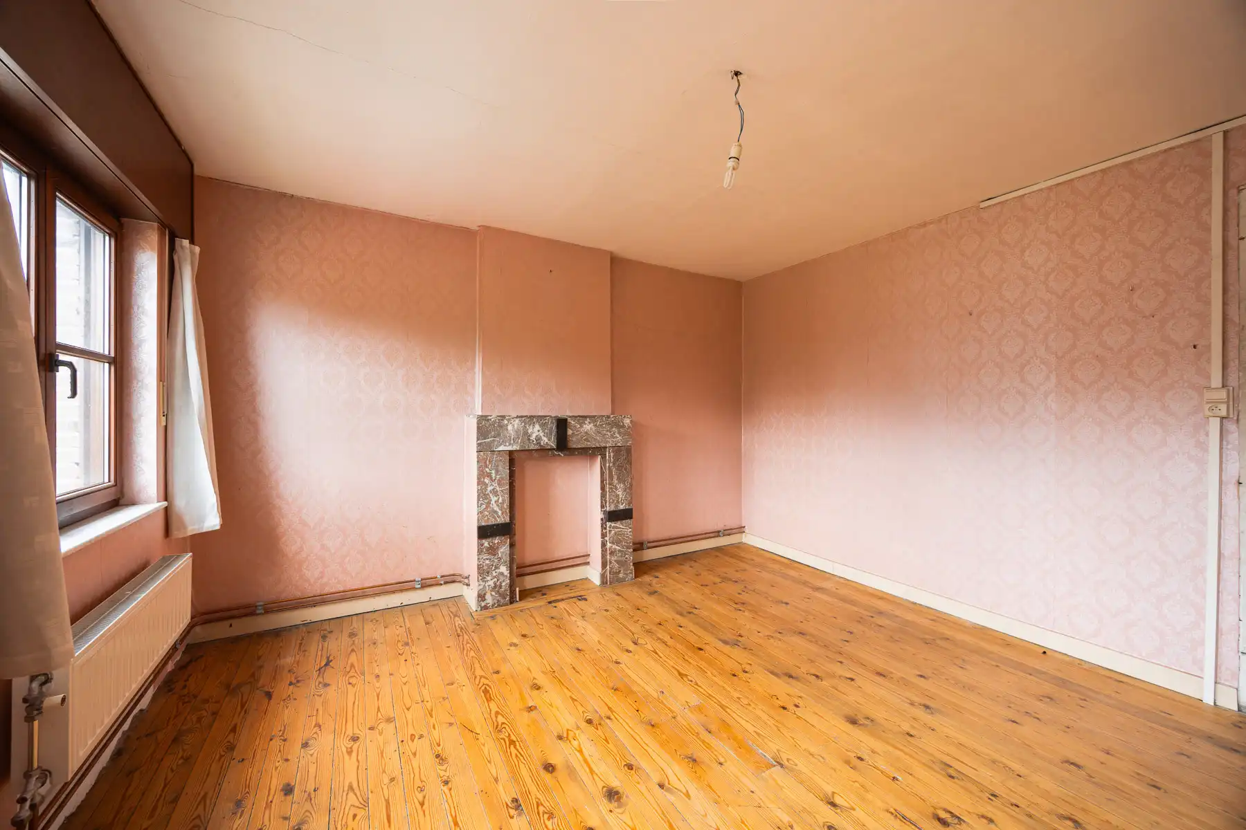 Karaktervolle, te renoveren open bebouwing op ruim perceel foto 18
