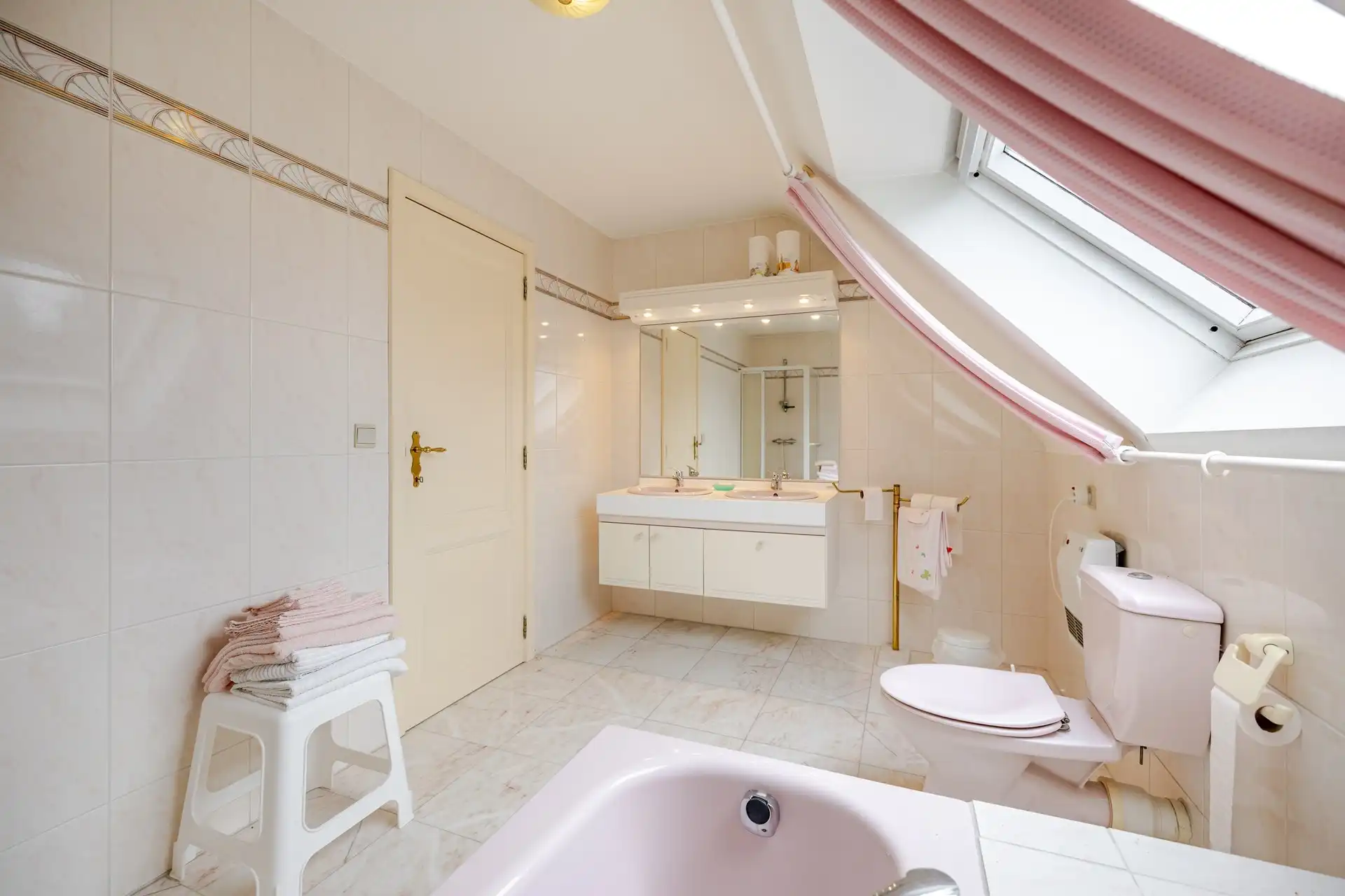 Villa met 4 slaapkamers, bureel en uitstekende bereikbaarheid in Meerbeke (Ninove) foto 20