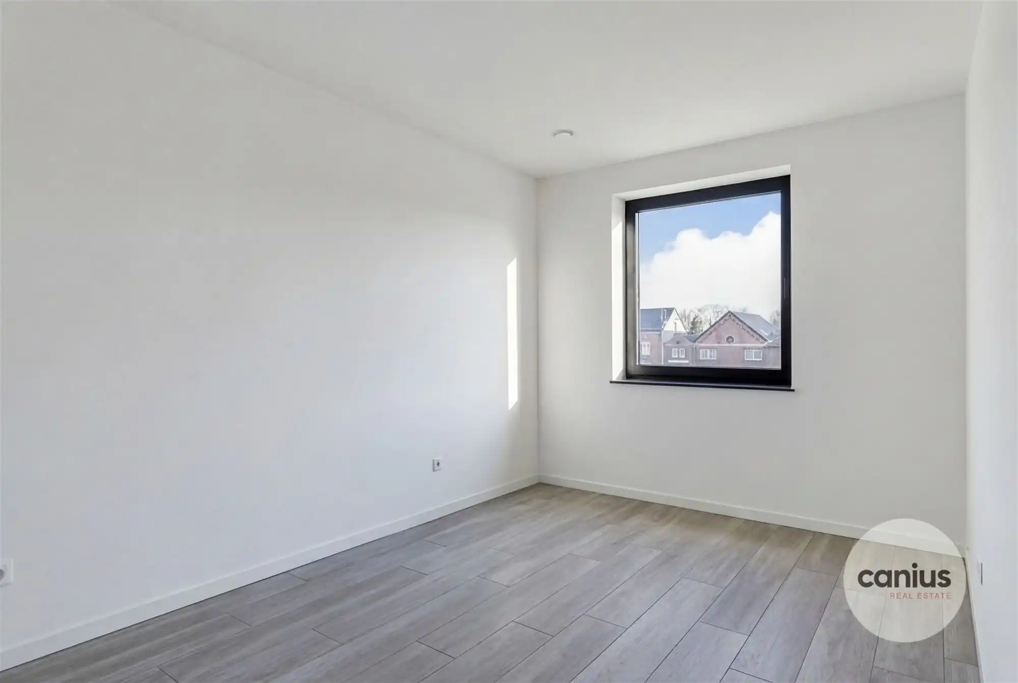 Moderne woning met 3 Slaapkamers in rustige buurt foto 10