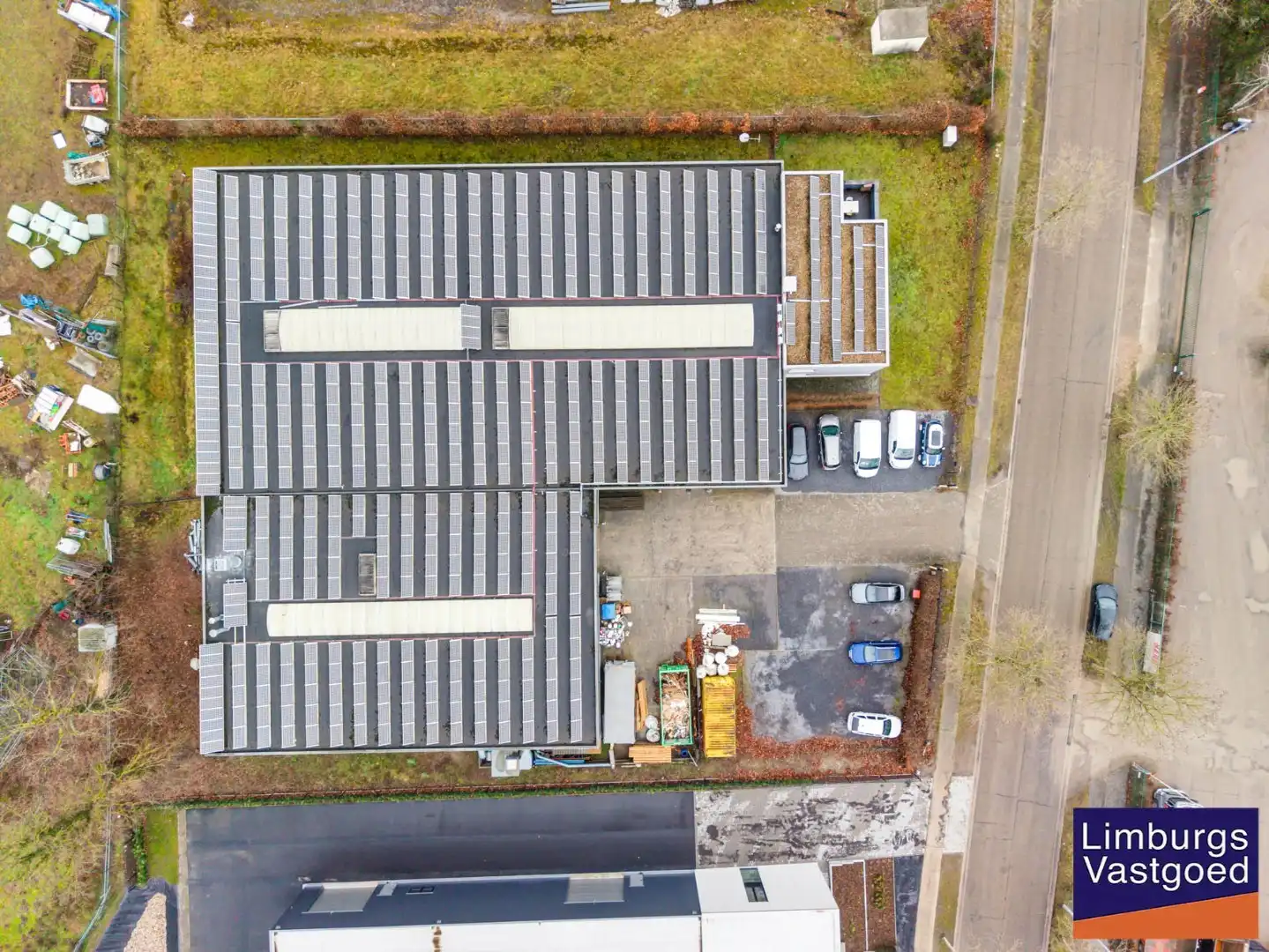 Industrieel gebouw,1.696m², met kantoren 120m² + appartement 120m², Genk-Zuid foto 37