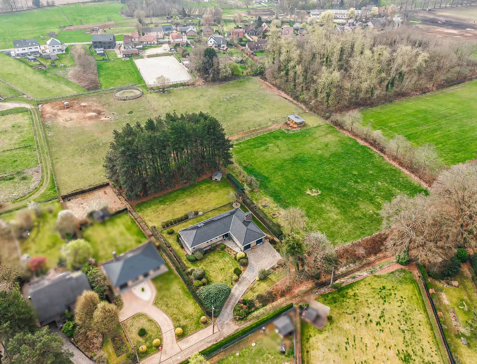 Charmante laagbouwvilla omgeven door permanente weilanden foto 40