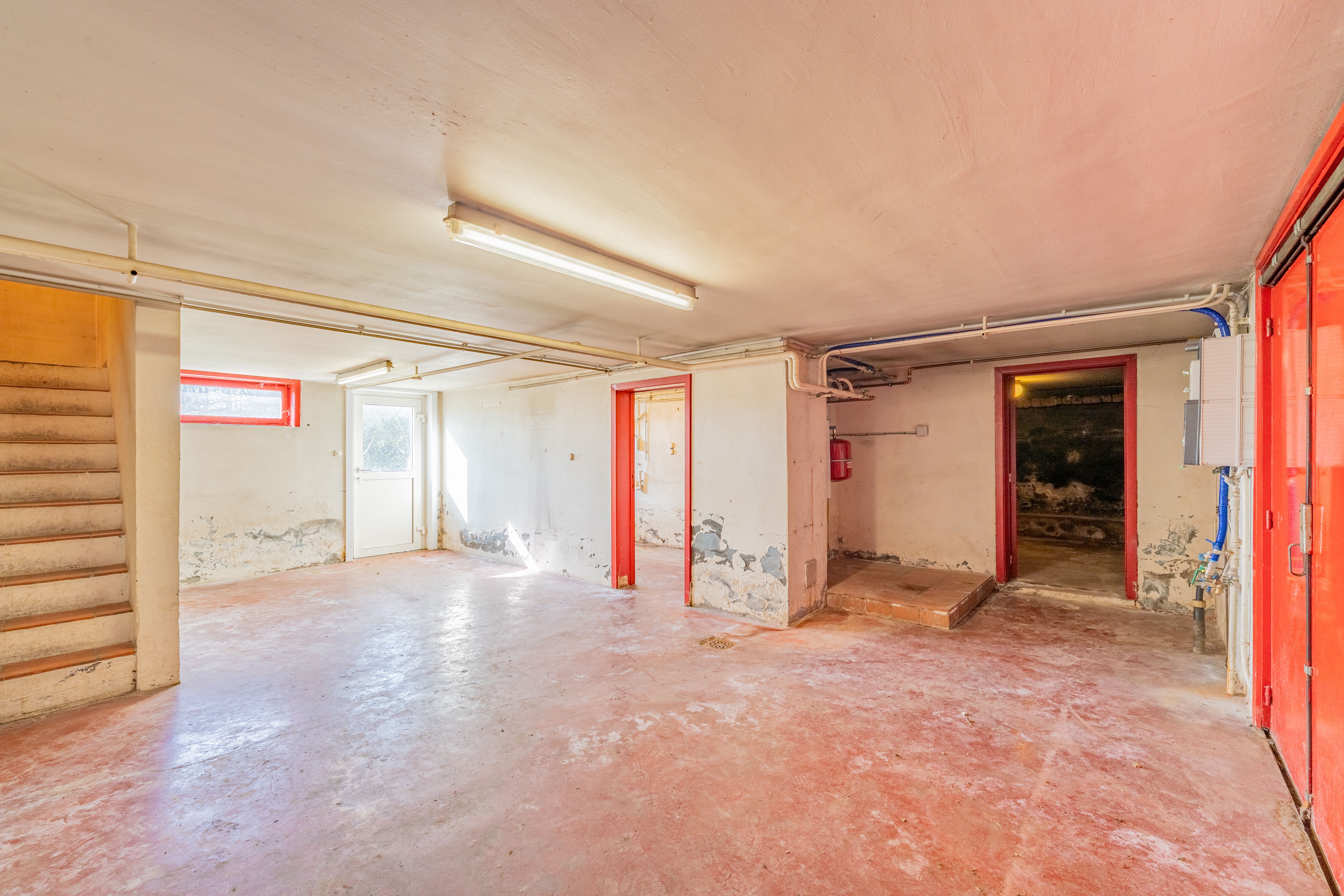 Ruime woning op een perceel van 2.200 m2 foto 12