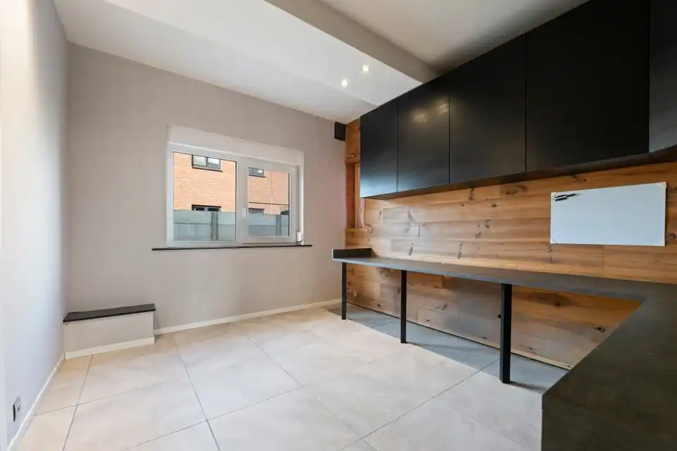 UITZONDERLIJKE OPEN BEBOUWING MET VEEL RUIMTE EN LICHT, OOK GESCHIKT ALS KANGEROEWONING foto 17