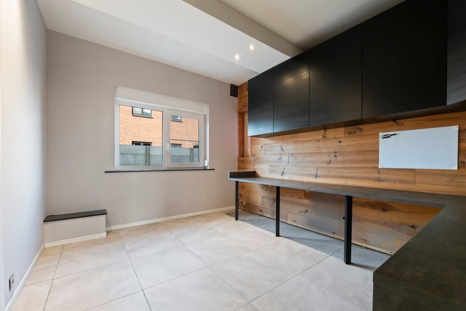 UITZONDERLIJKE OPEN BEBOUWING MET VEEL RUIMTE EN LICHT, OOK GESCHIKT ALS KANGEROEWONING foto 16