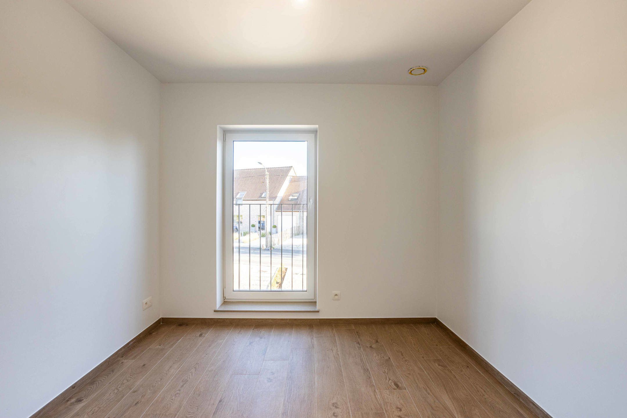 Prachtige nieuwbouwwoning omringd door groen en natuur. foto 15