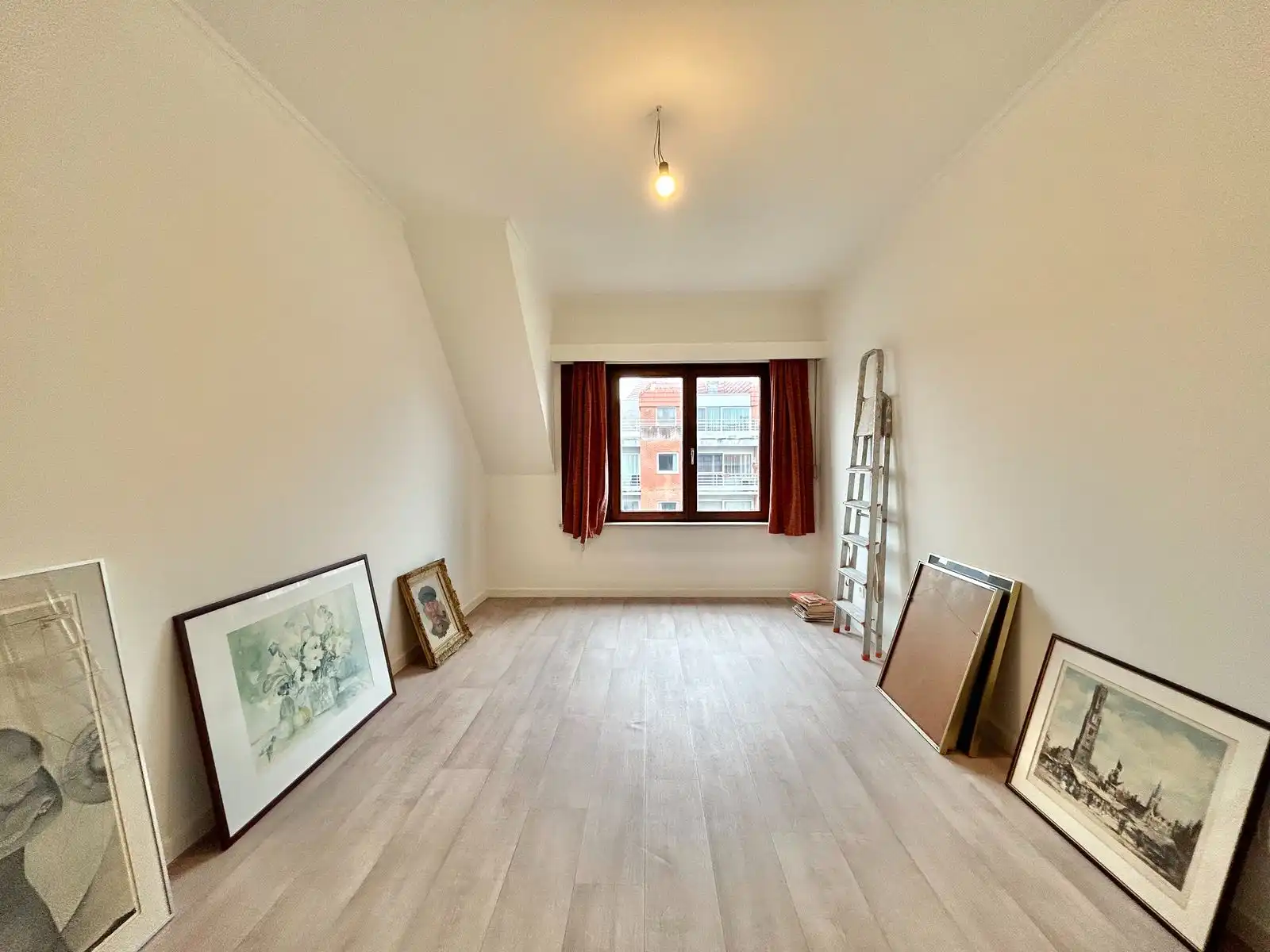 Instapklare woning met 3 slpk, inpandige garage en zonnige tuin foto 10