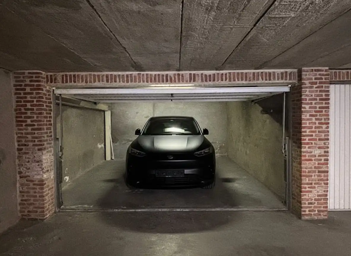 Centraal gelegen appartement met 3 slaapkamers op de markt van Eeklo foto 15