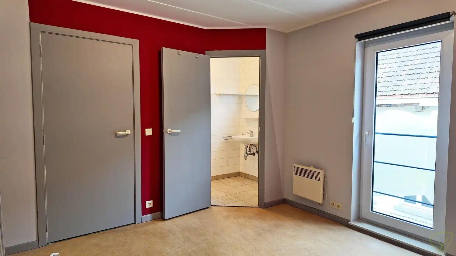 Instapklaar appartement te huur nabij centrum Eeklo! foto 8