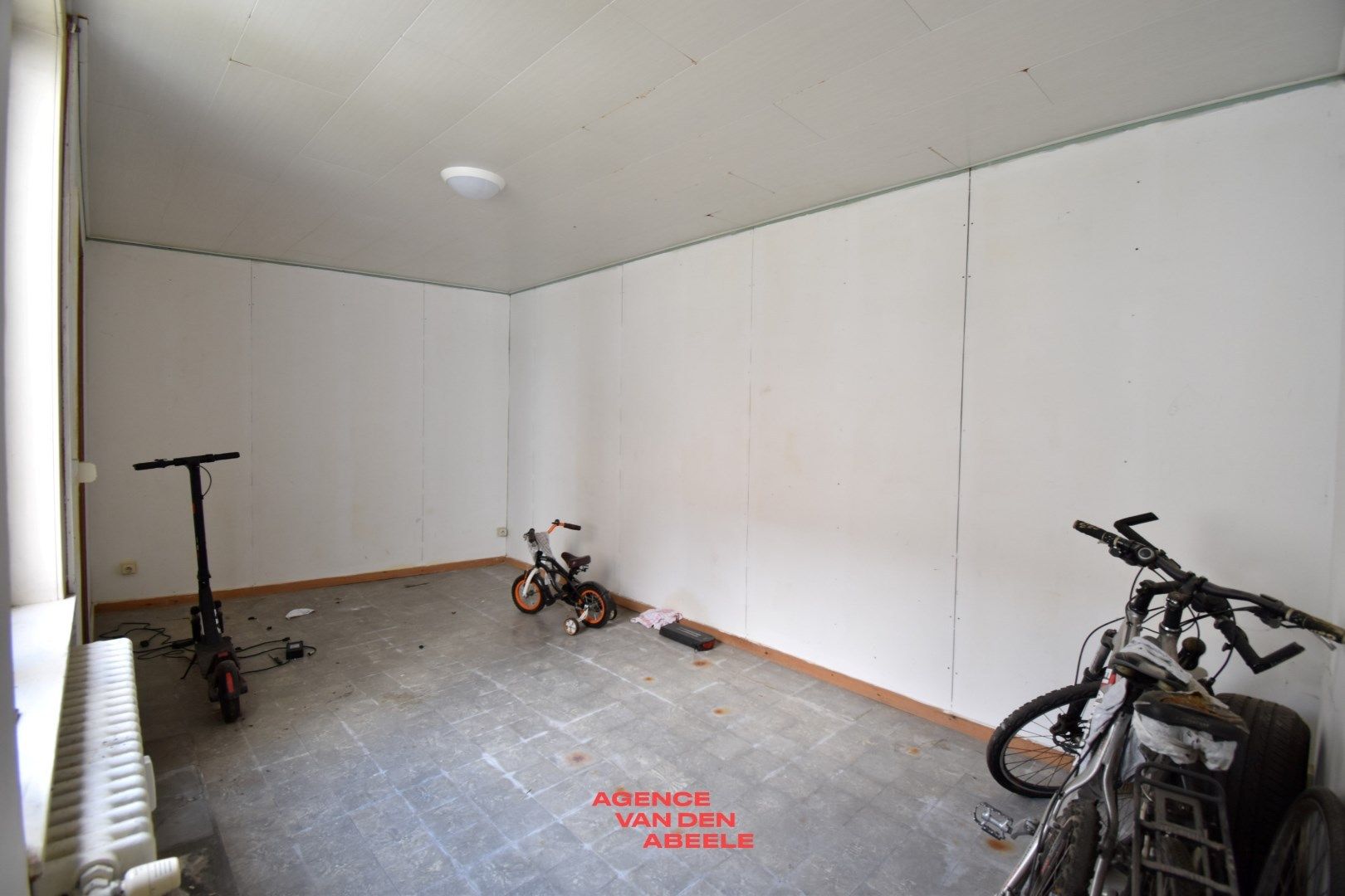 Opbrengsteigendom met 4 appartementen en ruime garage  foto 11