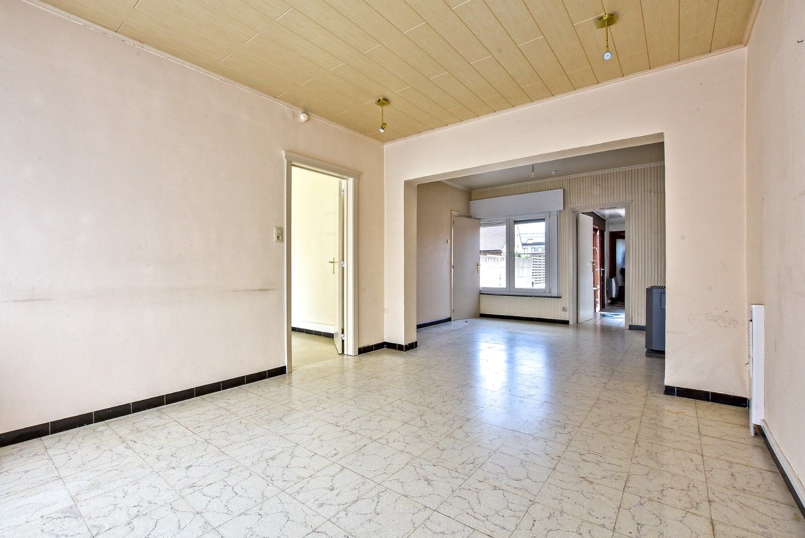 Gezinswoning met 3 slaapkamers en tuin te Diksmuide! foto 5
