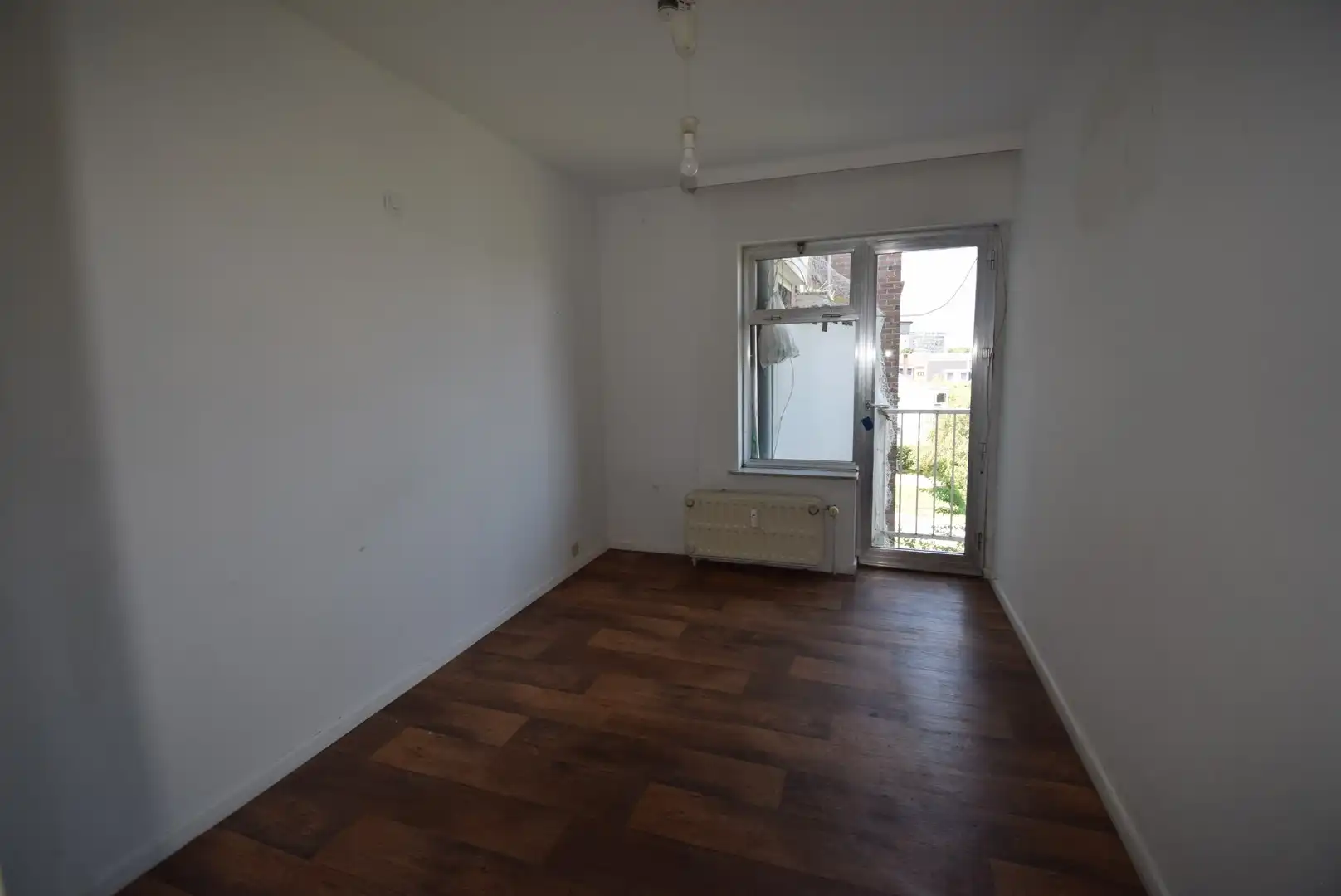 Appartement 2 slaapkamers met terras, kelder en autostaanplaats foto 5