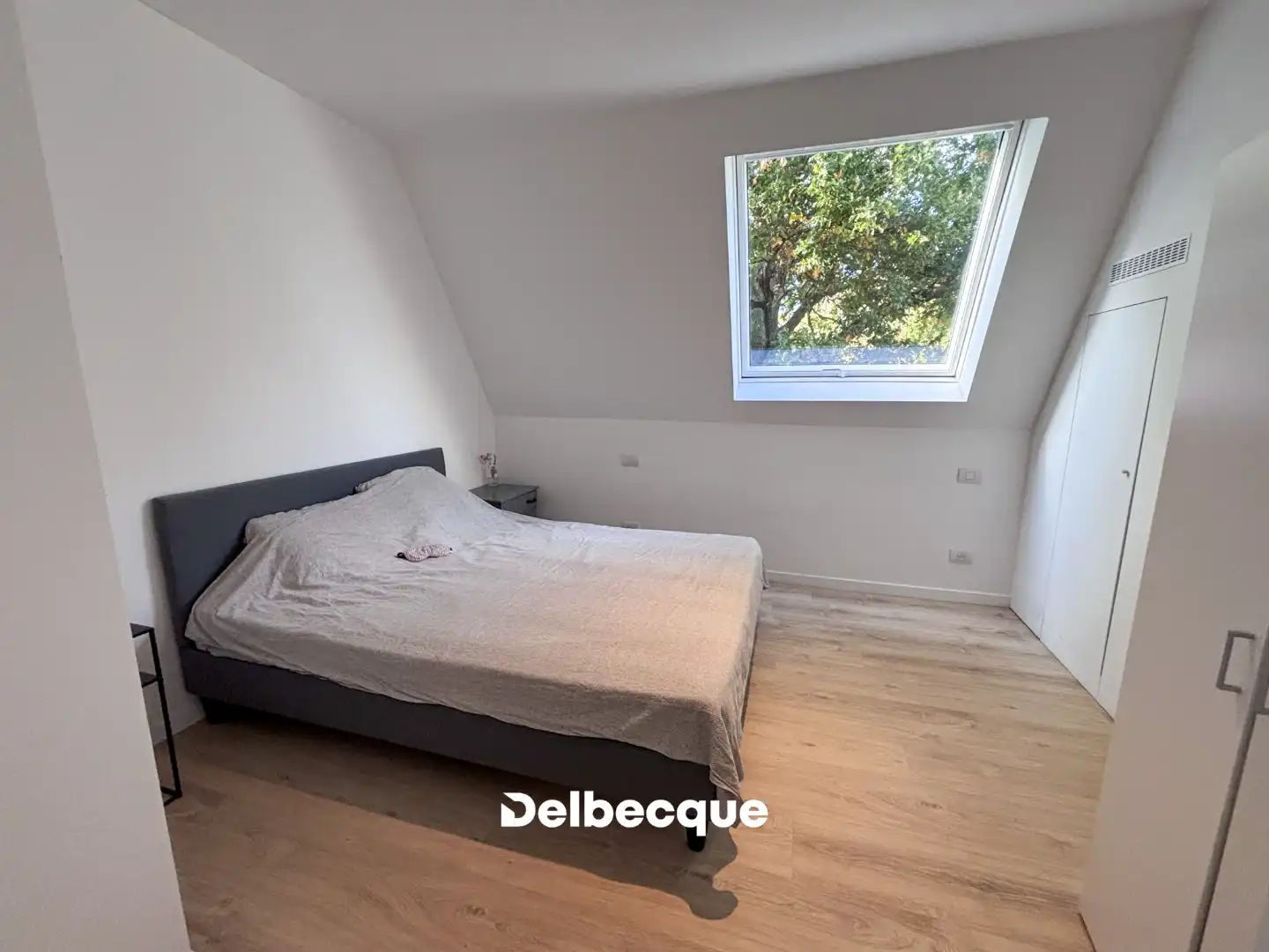 Recente woning met 3 slaapkamers in hartje Brugge foto 8