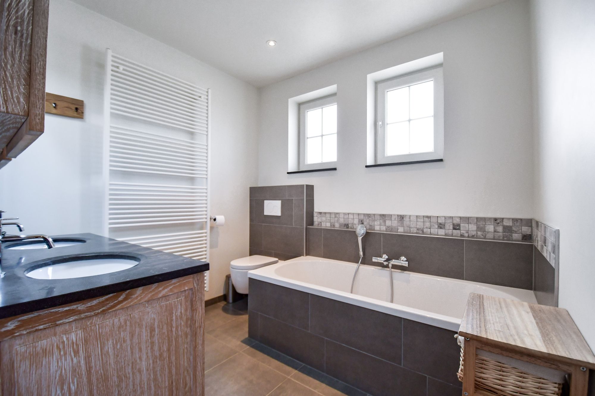 Recent hedendaags ingerichte woning (bj 2017) in een groene omgeving tussen Oedelem en Brugge foto 14