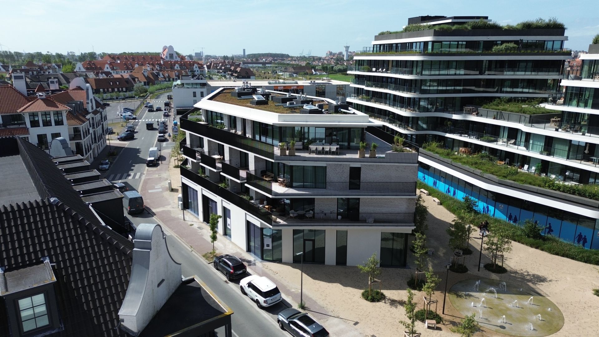 Ruim handelspand centraal gelegen in het bruisende Duinenwater foto 5