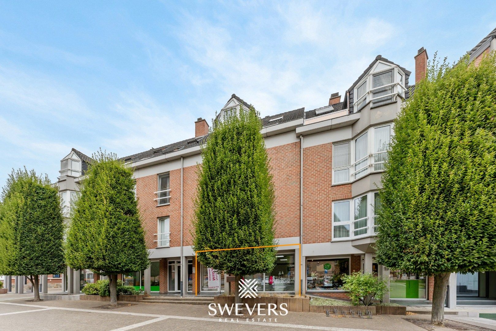 Handelspand met praktische indeling in hartje Tessenderlo foto 32