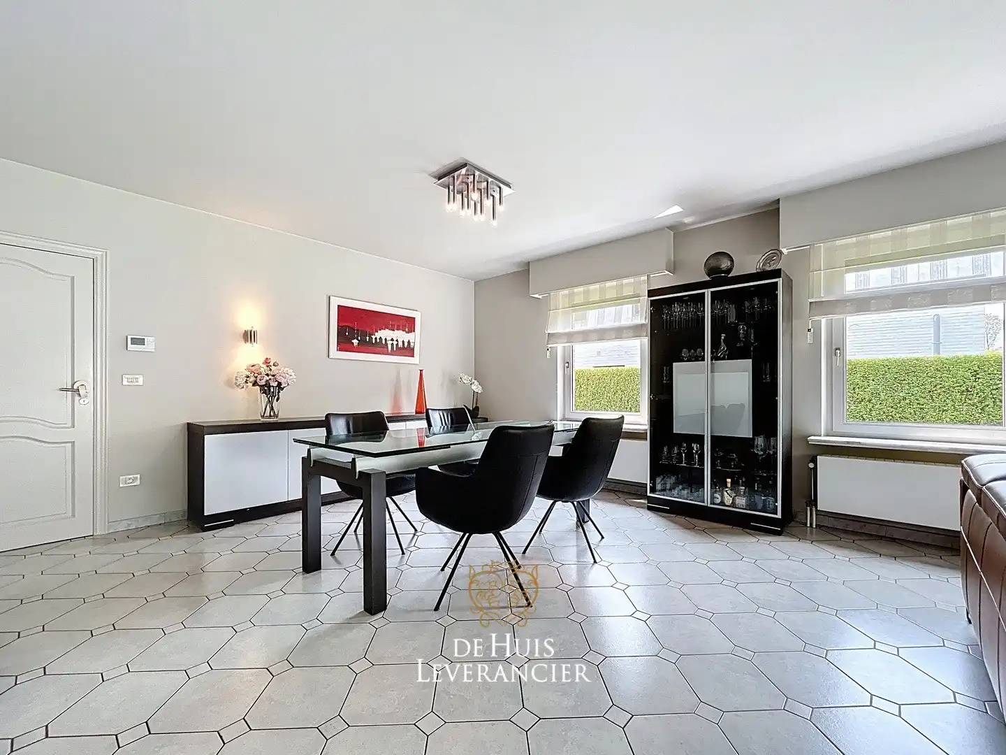 Instapklare vrijstaande woning op top-locatie ! foto 7