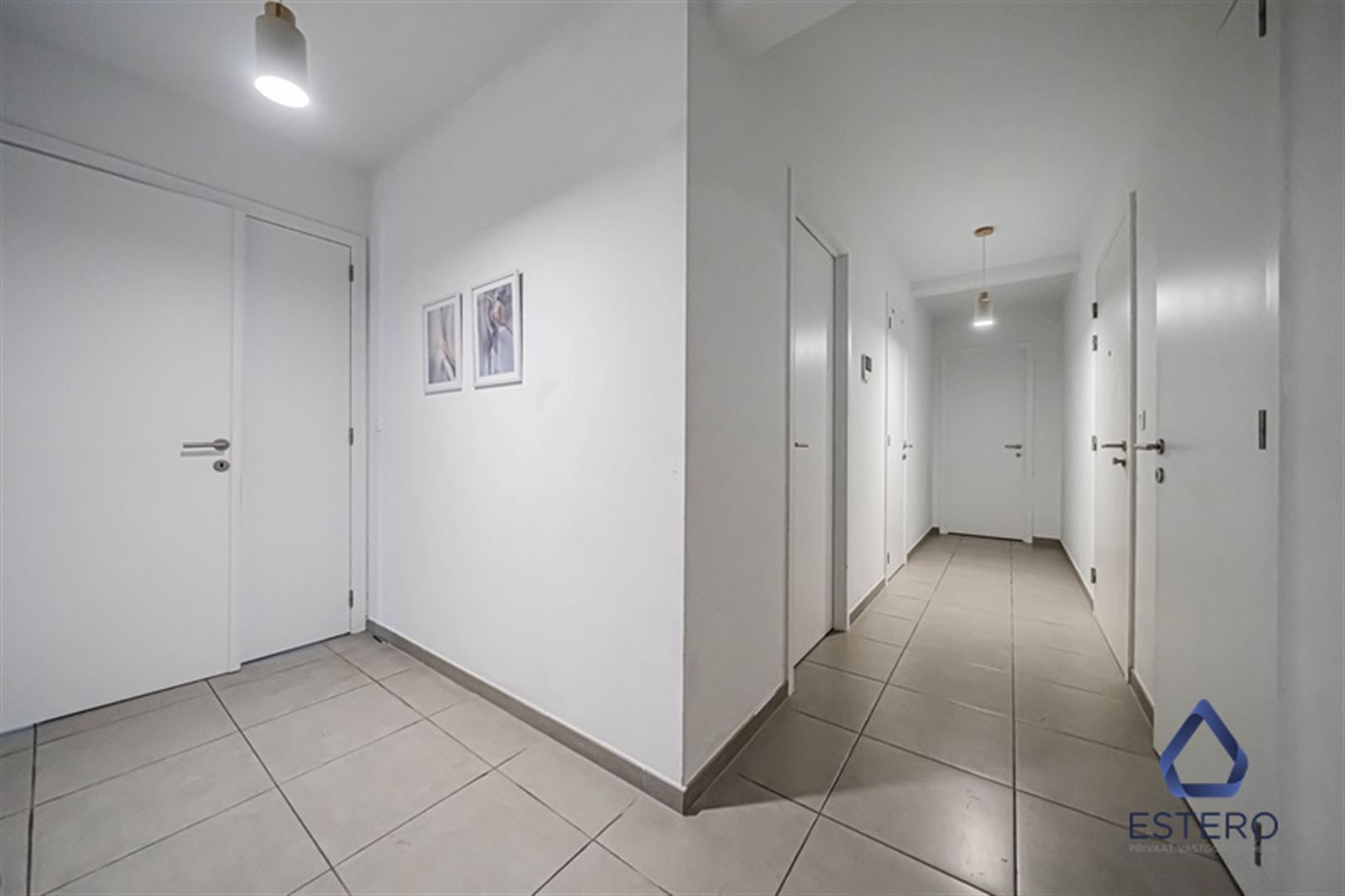 Ruim 3 slaapkamer appartement nabij het centrum van Brussel foto 6