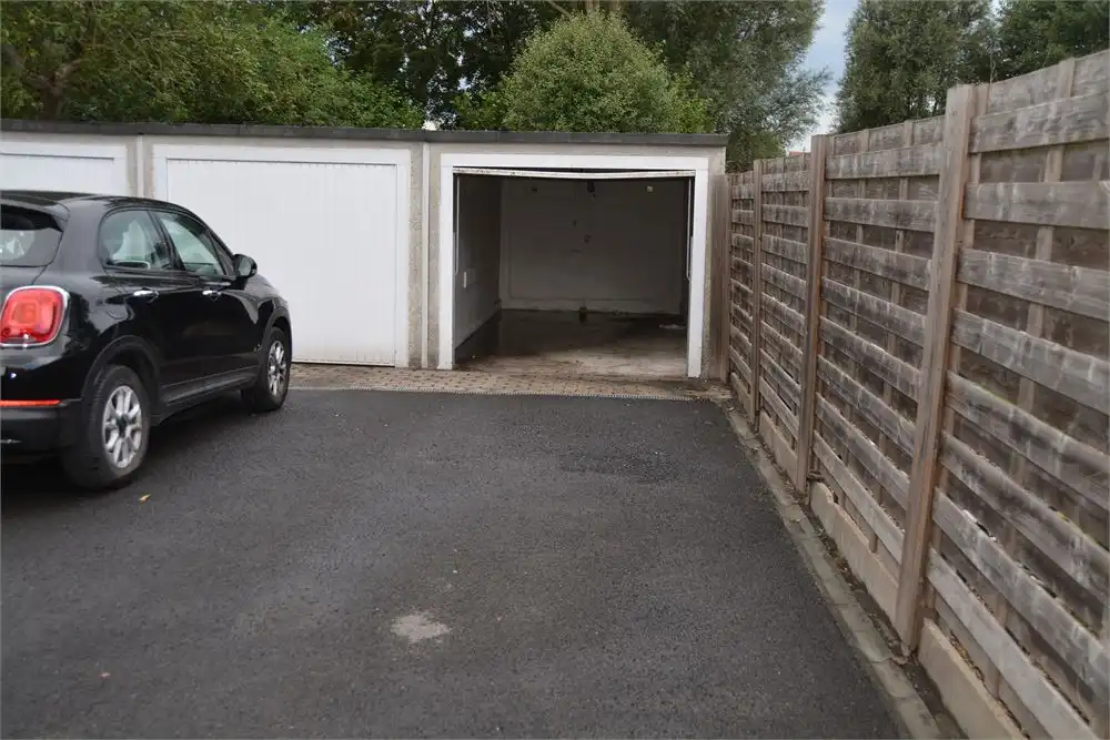 Appartement met 2 slaapkamers en garage foto 8