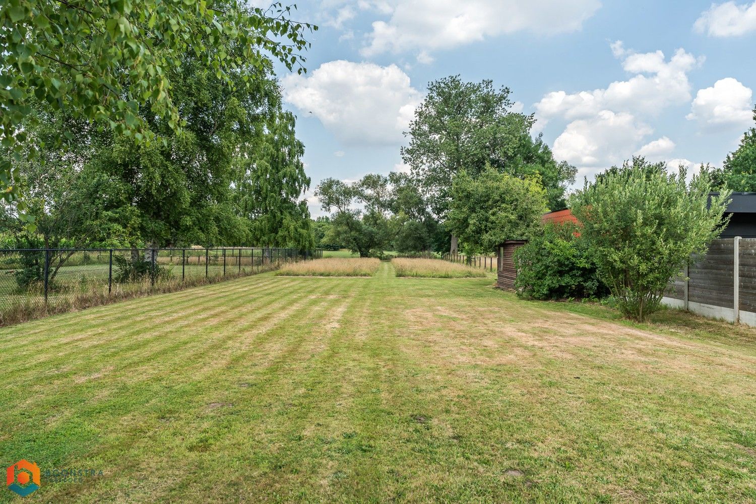 Woning met 3 slpkrs op ruim perceel (1759m²) foto 13