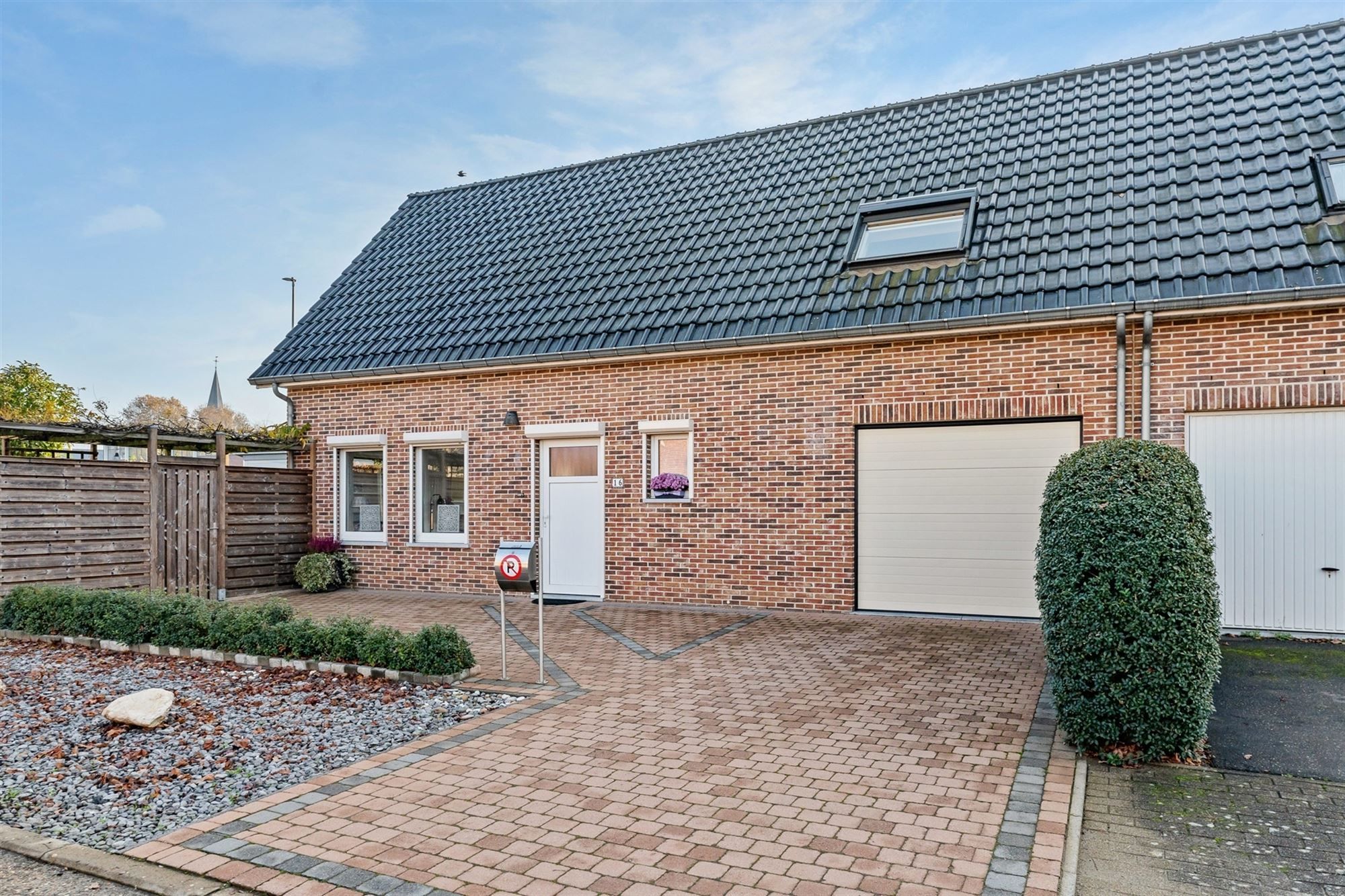 PERFECT ONDERHOUDEN HOB MET 3 SLAAPKAMERS RUSTIG GELEGEN OP EEN ZONNIG GEORIËNTEERD PERCEEL VAN 3A27CA TE BEVERLO. foto 24