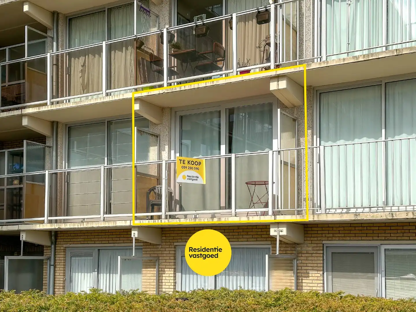 Instapklare gemeubelde studio (30 m²) met terras te Nieuwpoort-Bad. foto 9