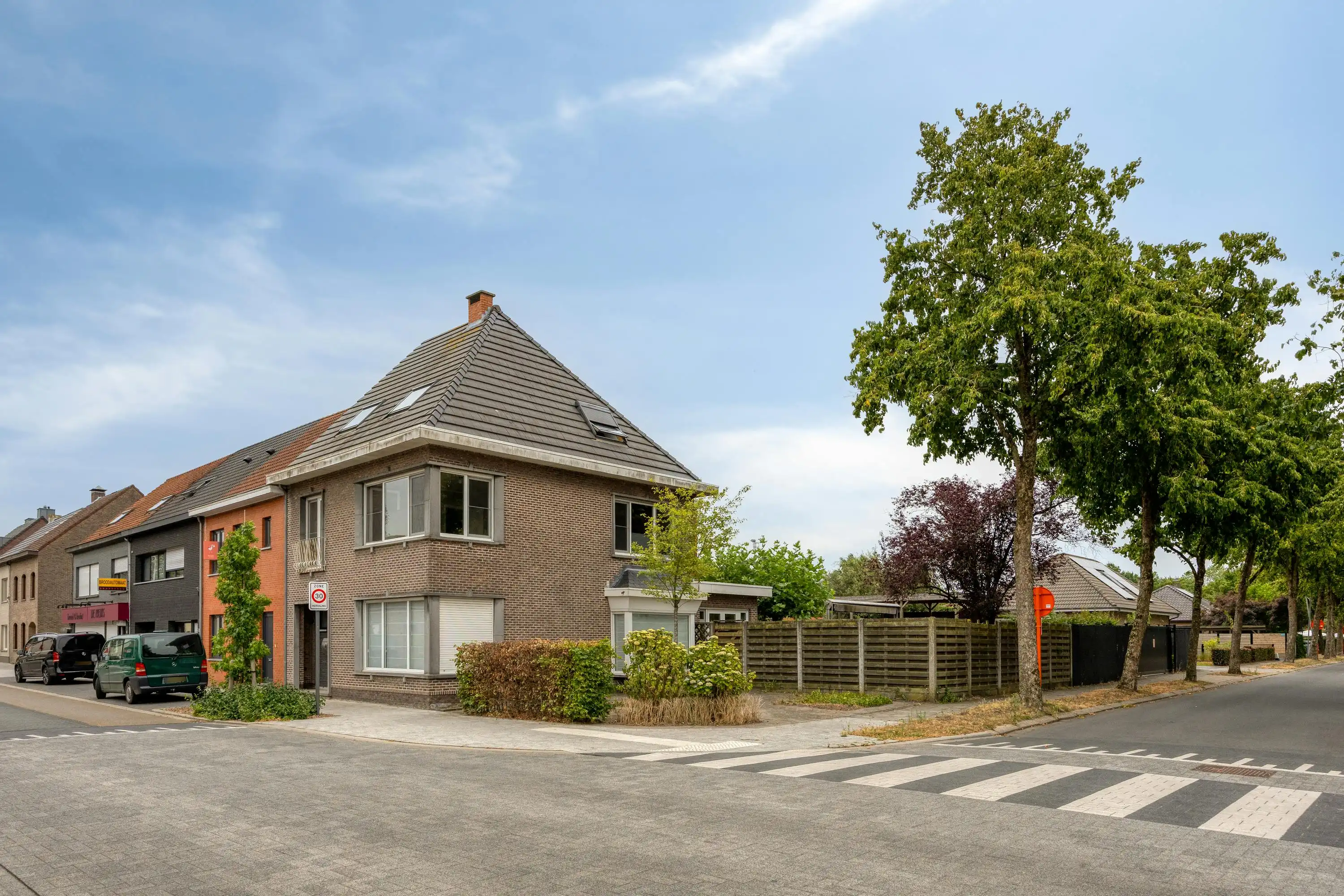 Halfopen bebouwing in Essen-Wildert met 5 slaapkamers foto 2