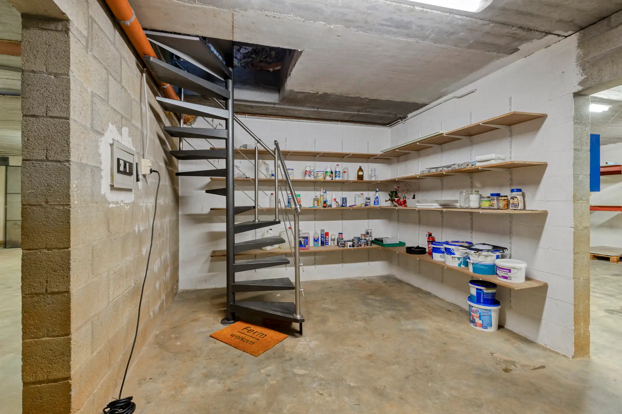 Perfect instapklare woning met aparte handelsruimte foto 34