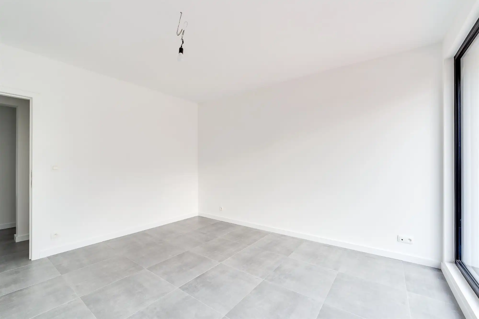 Nieuwbouw appartement 2 slpk met terras en P foto 10