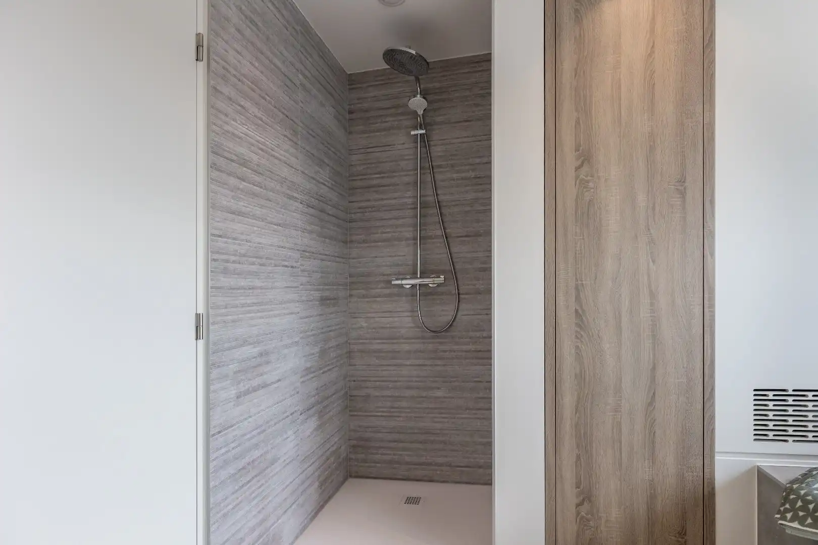 Appartement op de 10de verdieping van 137m² met twee slaapkamers foto 40