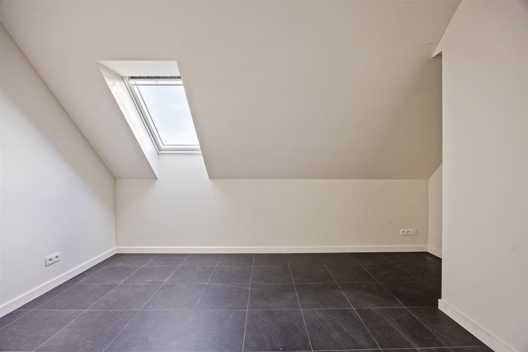 Uitzonderlijke nieuwbouwwoning in landelijke stijl foto 20