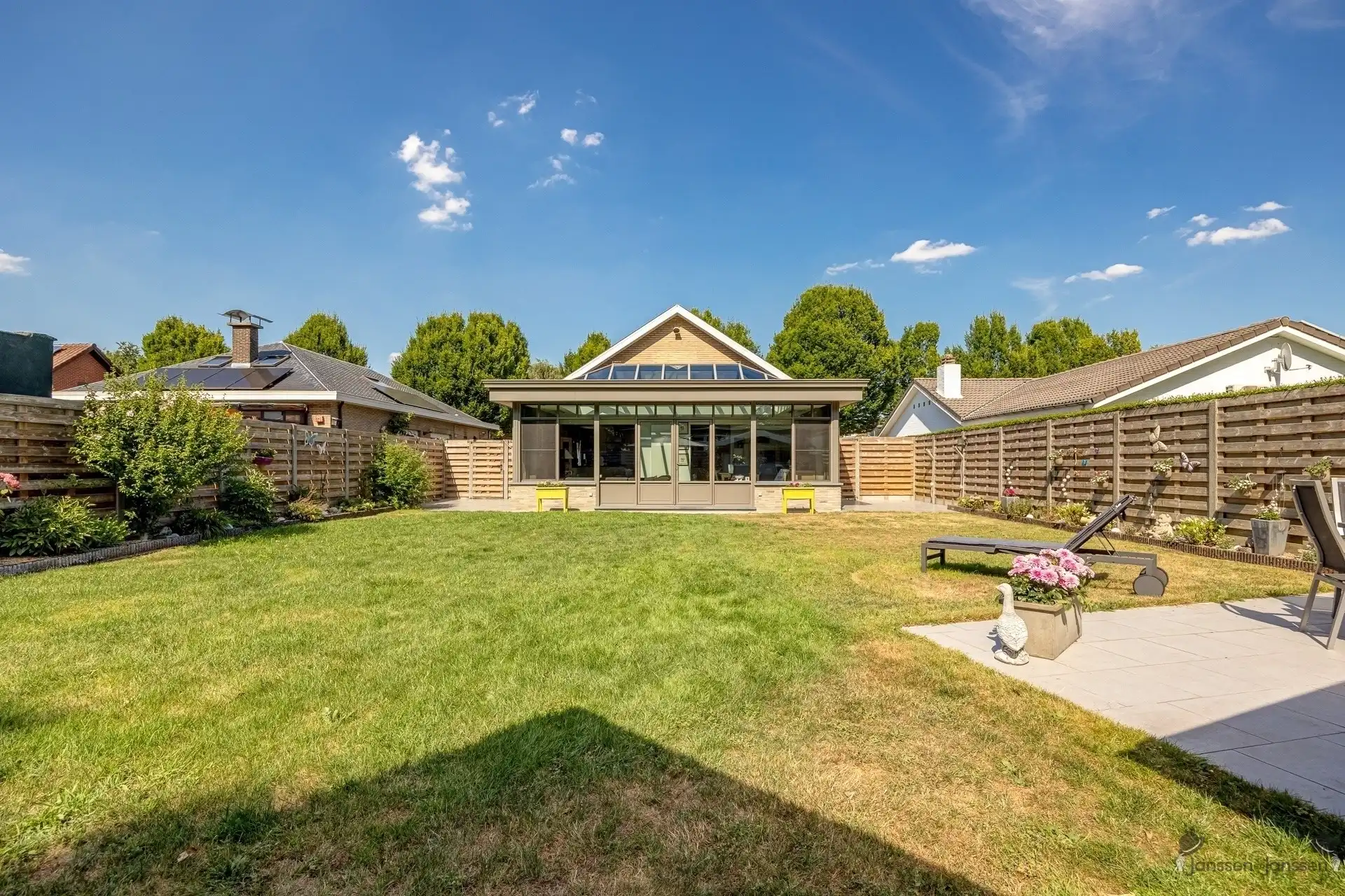 Ruime woning met 3 (mog. 4) slaapkamers, tuin en garage in Brasschaat foto 19