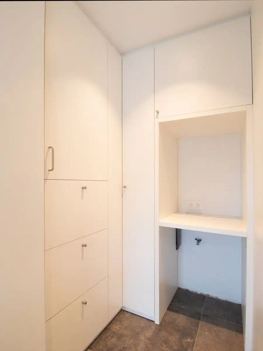 Instapklaar 2 slaapkamerappartement in Mortsel foto 7