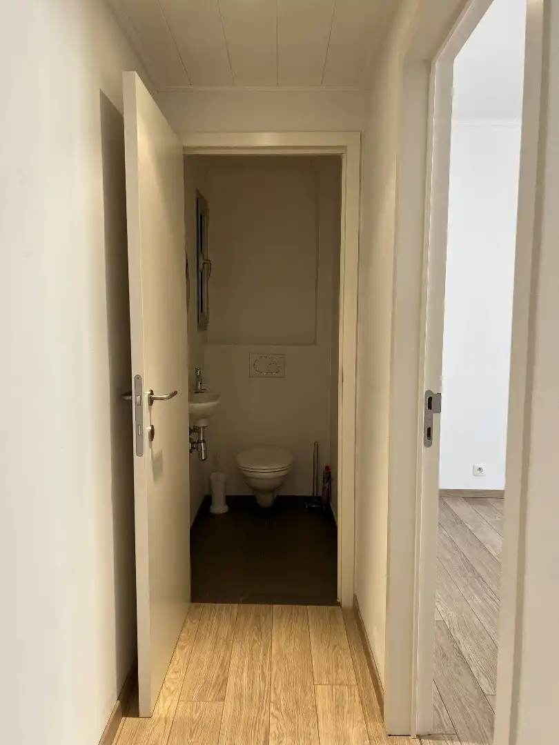 Te Huur – Appartement met Lateraal Zeezicht in het Centrum van Oostende foto 11