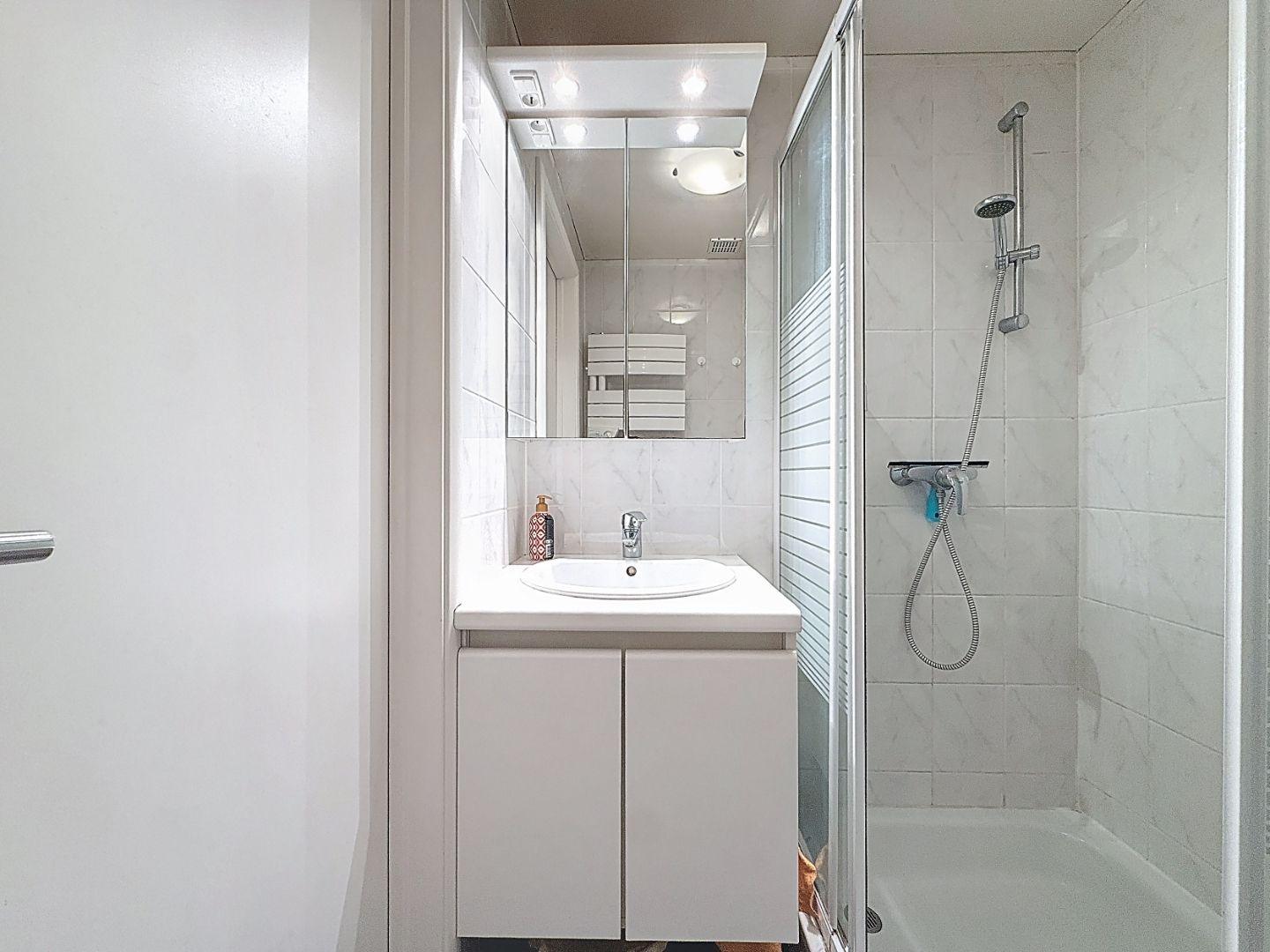 Gezellig appartement met zijdelings zeezicht foto 10