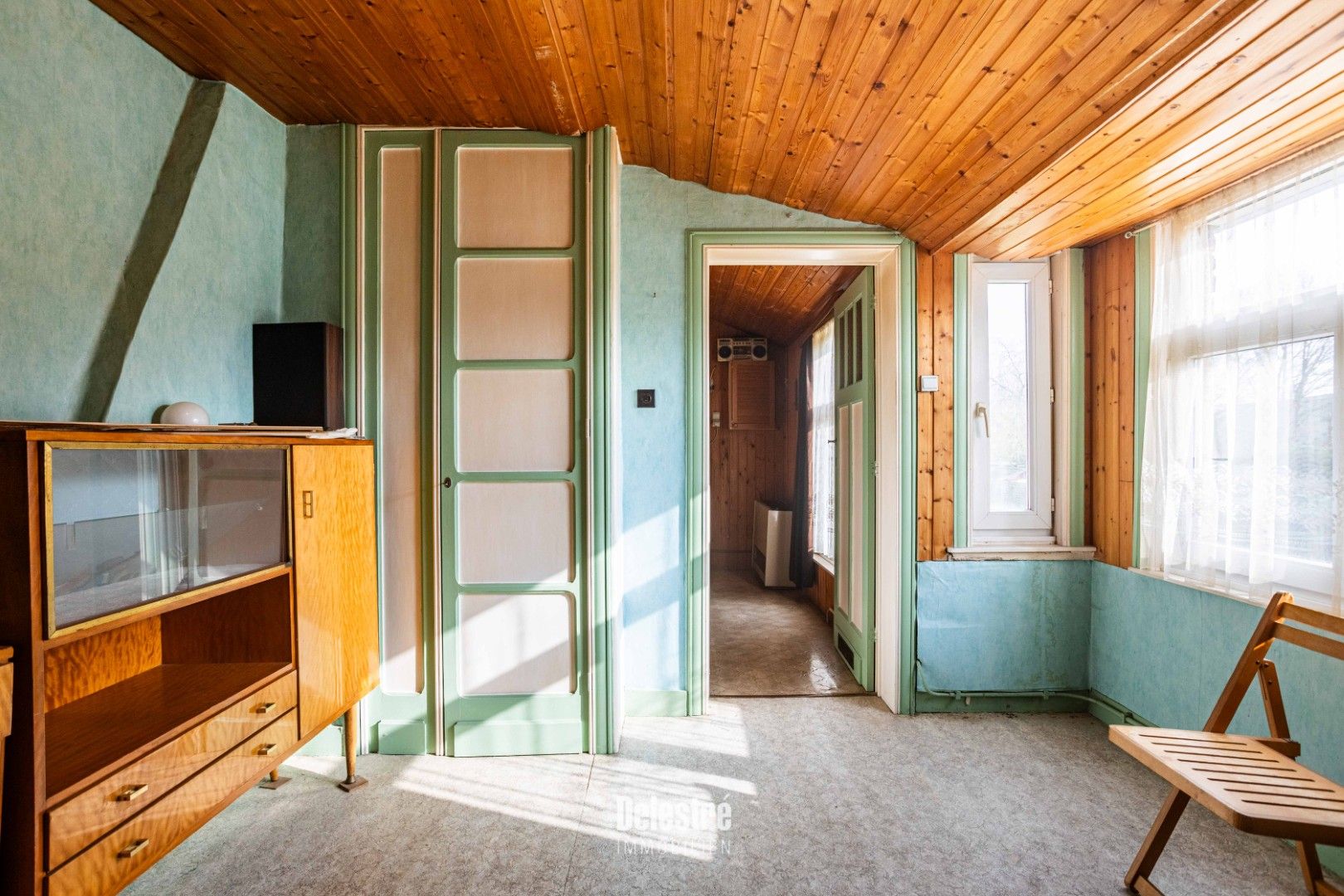 TE RENOVEREN WONING MET ZALIGE TUIN OP RUSTIGE LOCATIE foto 24