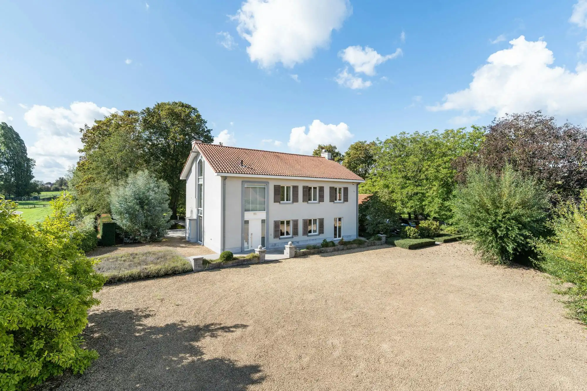 Exclusief landhuis met parkdomein in Aldeneik foto 4