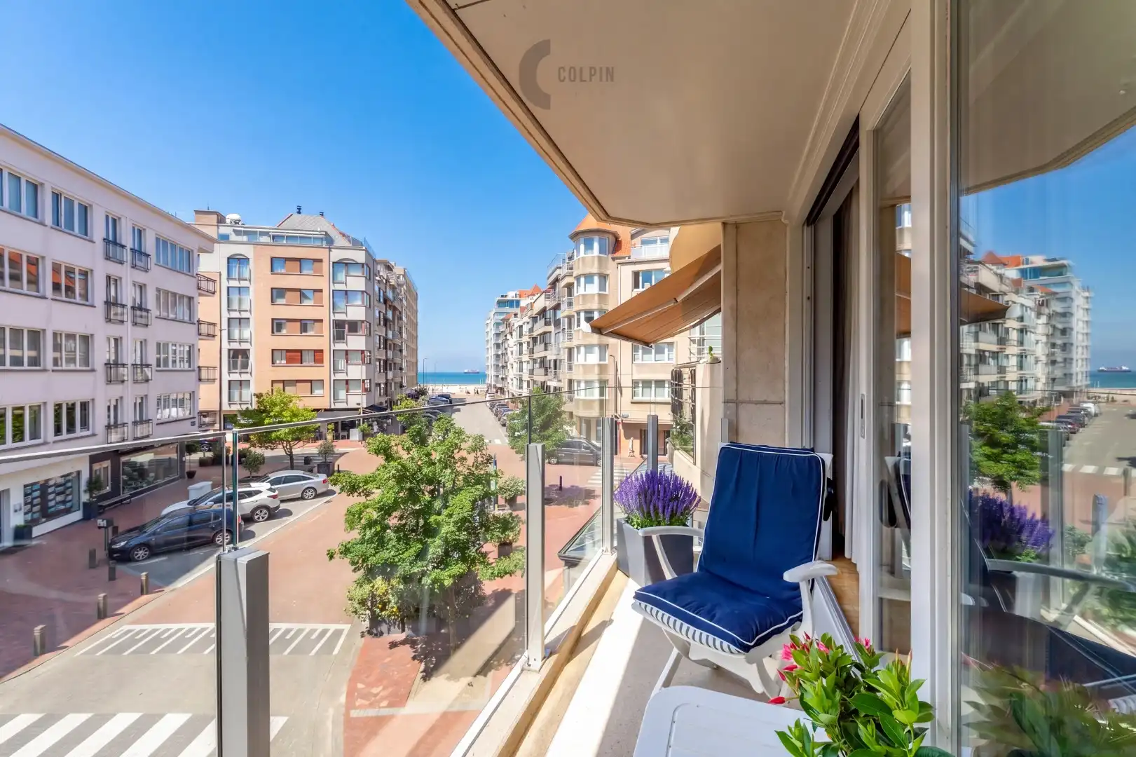 Ruim appartement op topligging aan de Koningslaan foto 4