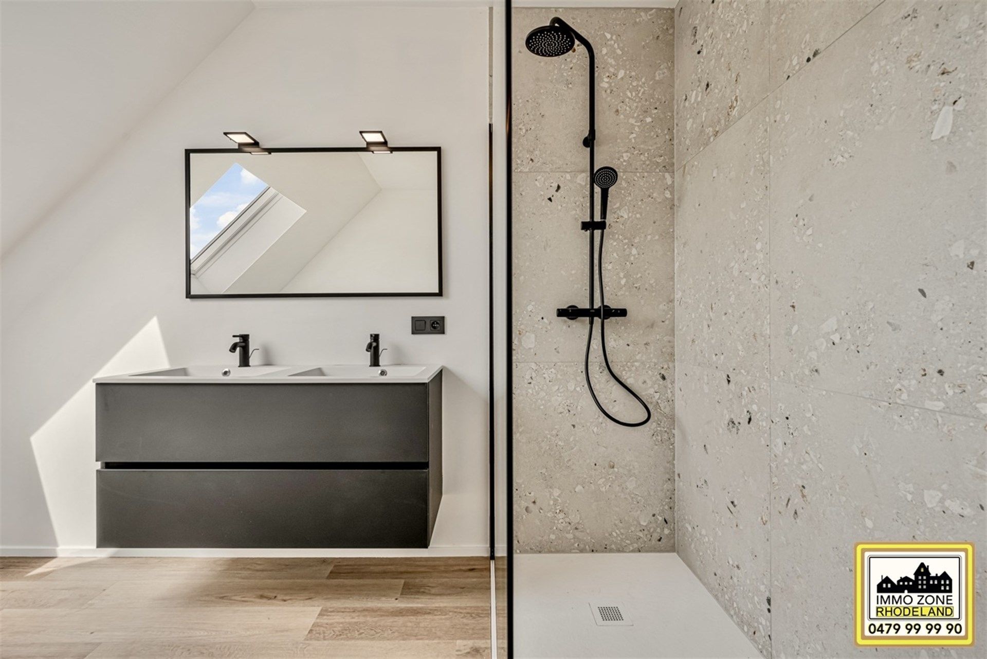 Luxueus gerenoveerde woning met 3 slpks en prachtige tuin foto 22