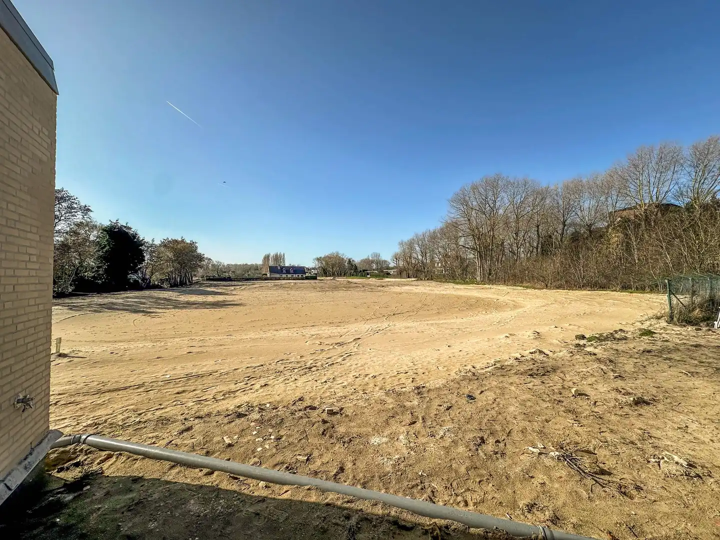 Uniek tuinpaviljoen grenzend aan de beschermde duinen. foto 3
