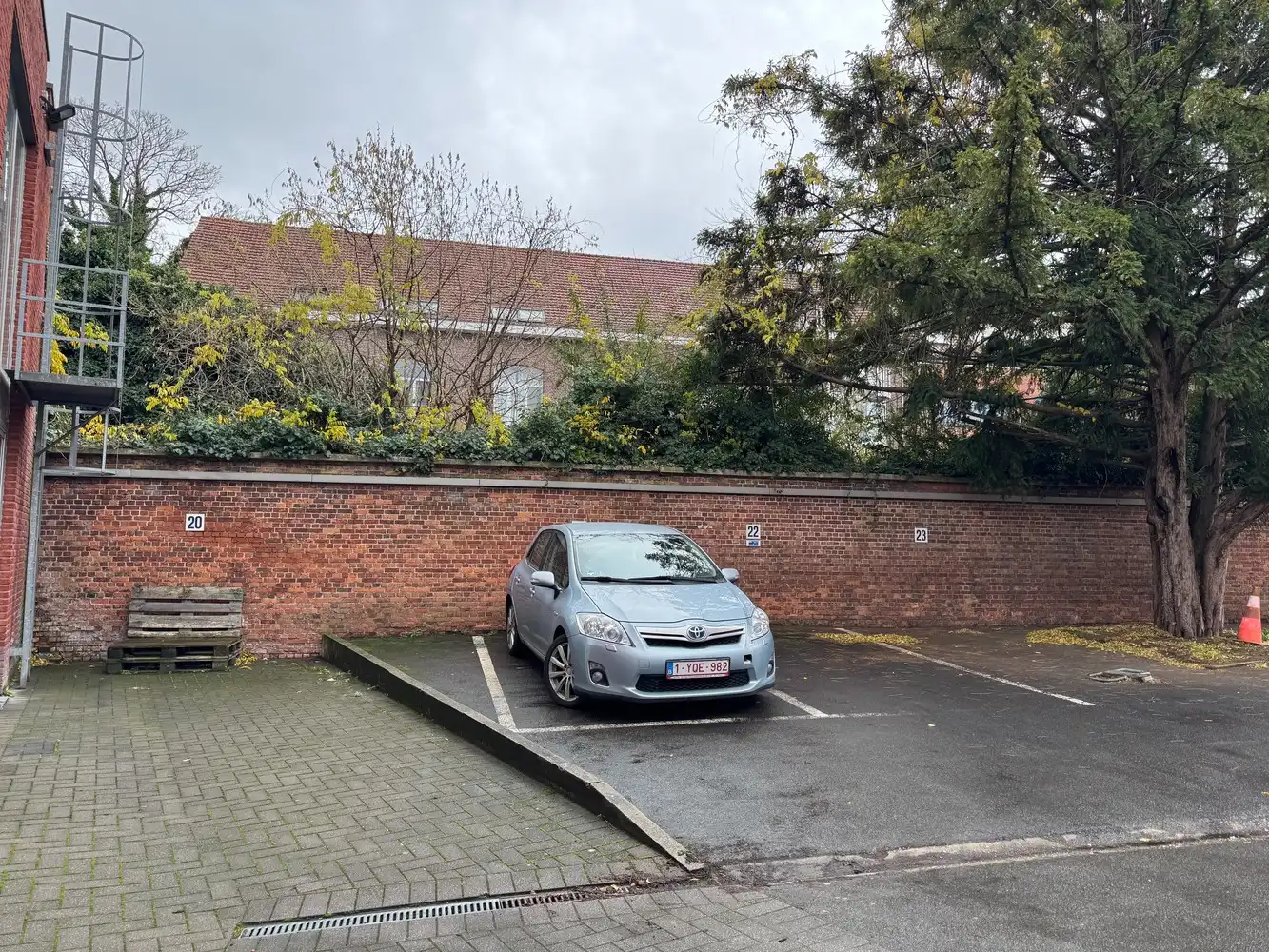 Exclusief ruim penthouse/loft in hartje Hasselt foto 21