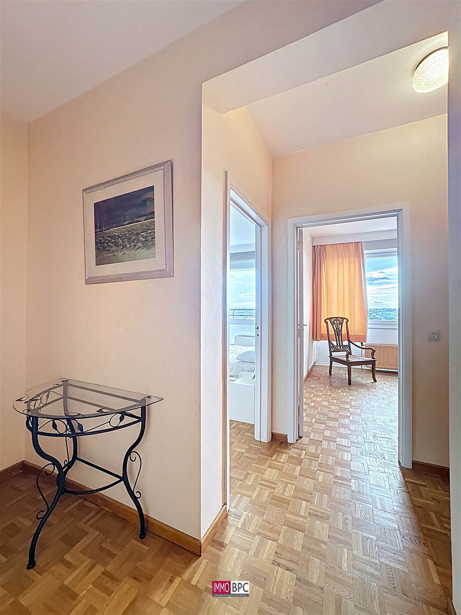 dit prachtige appartement in Ganshoren, waar ruimte, comfort en een indrukwekkend uitzicht  foto 11