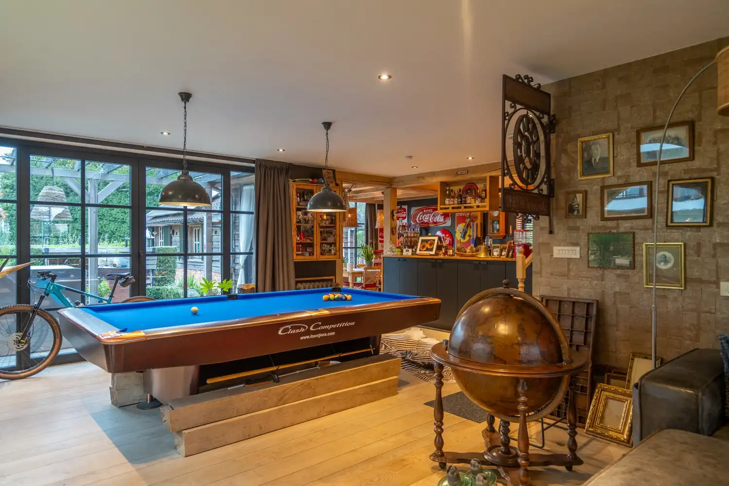 PRACHTVILLA MET ZICHT OP GROEN foto 8