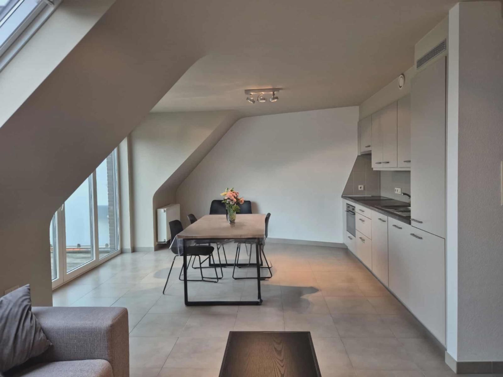 Energiezuinig appartement nabij centrum Lede foto 4