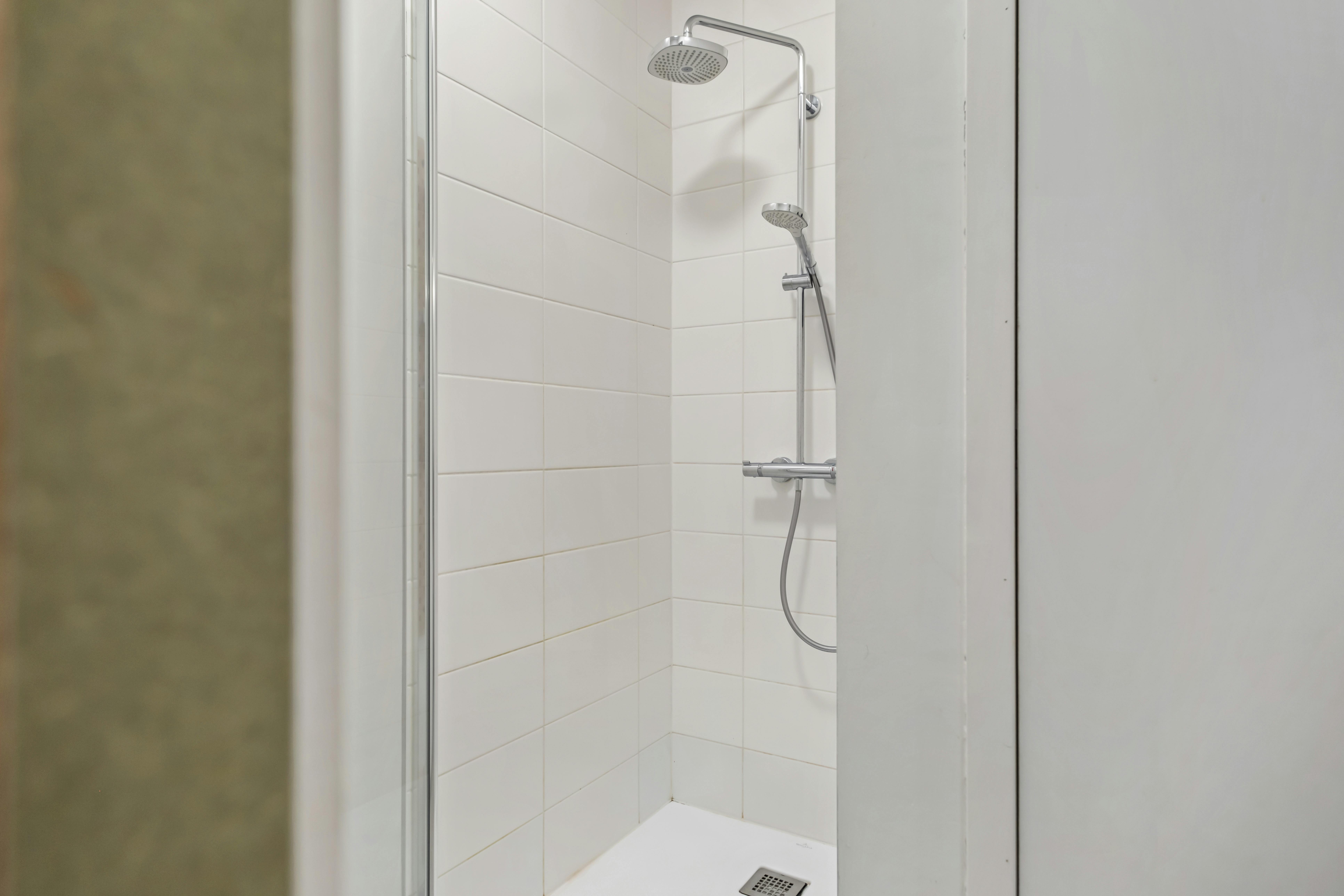  Instapklaar appartement te koop in het centrum van Kortrijk foto 8