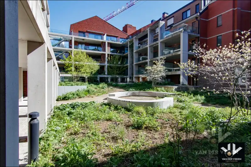 SERVICEFLAT 2 SLPK 2 BADK PAL IN CENTRUM HASSELT foto 22