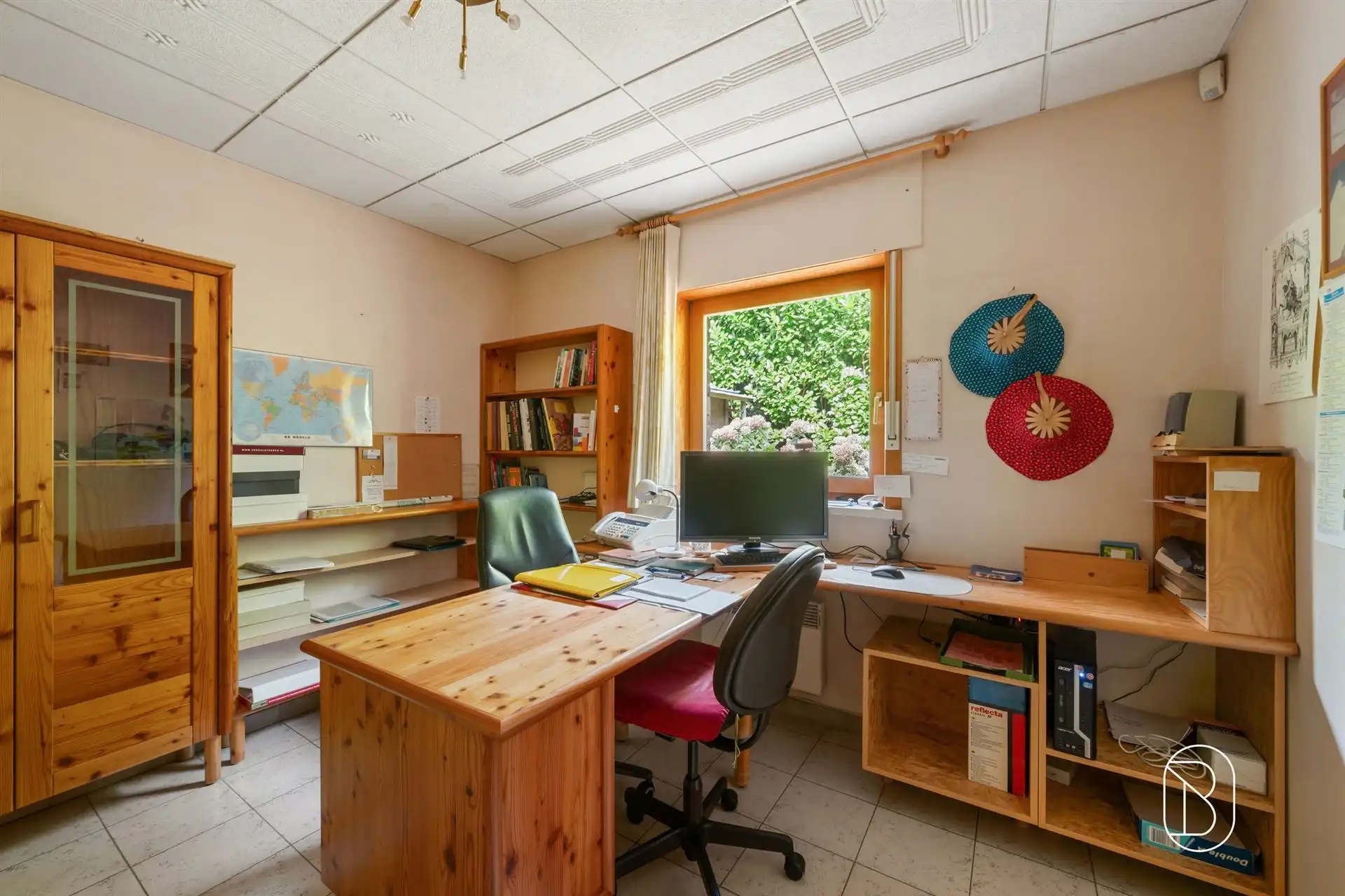 Karaktervolle villa met prachtige tuin op unieke ligging foto 20