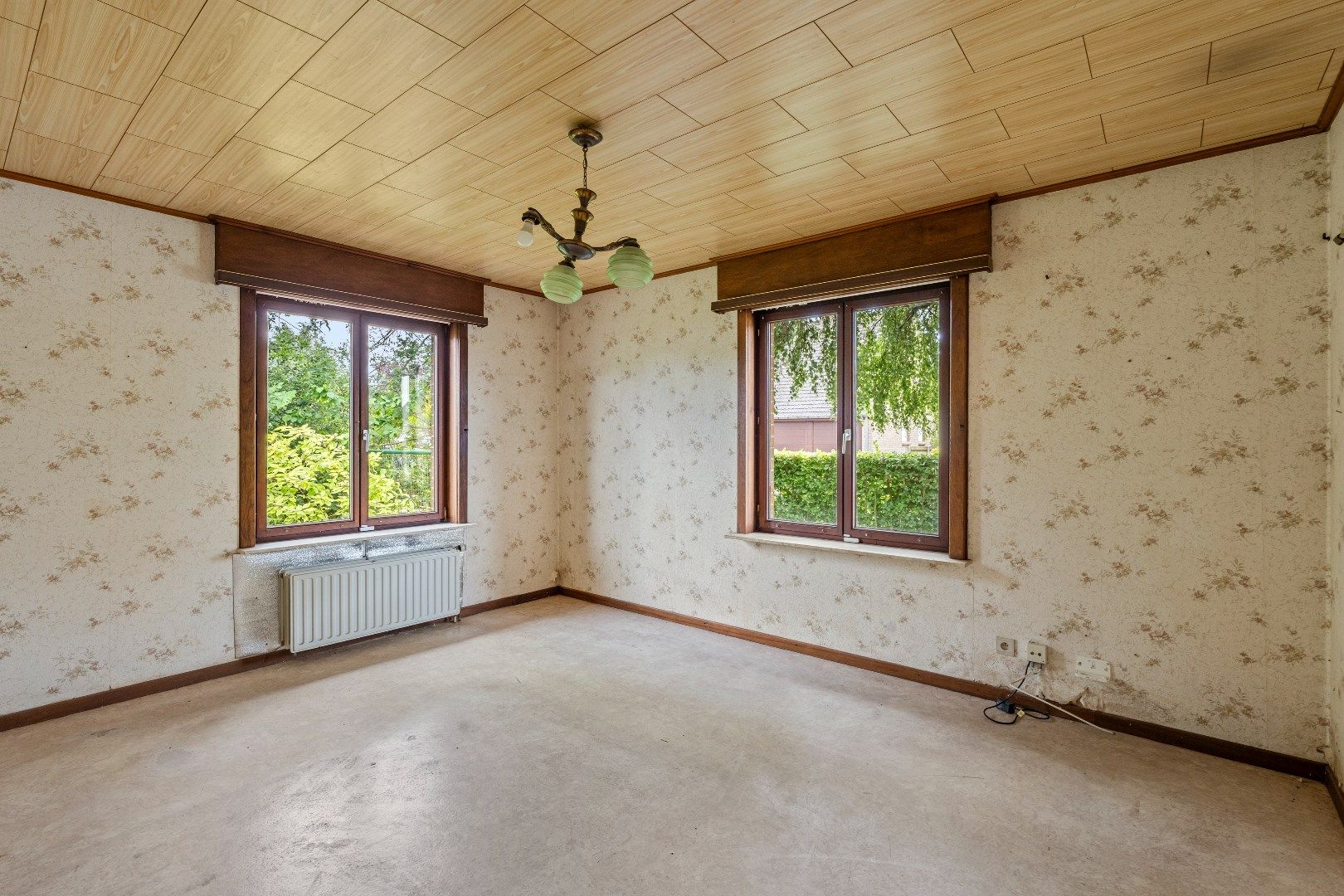 Woning met 3 slaapkamers, ruime garage en tuin op 662m². foto 12