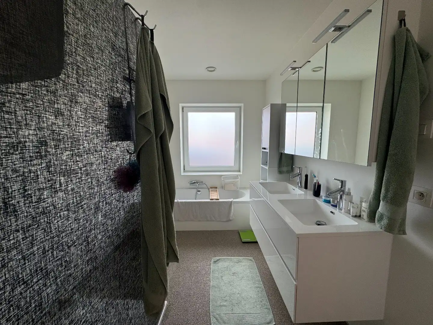 TOP-appartement met 3 slpk + groot terras + privé parking foto 18
