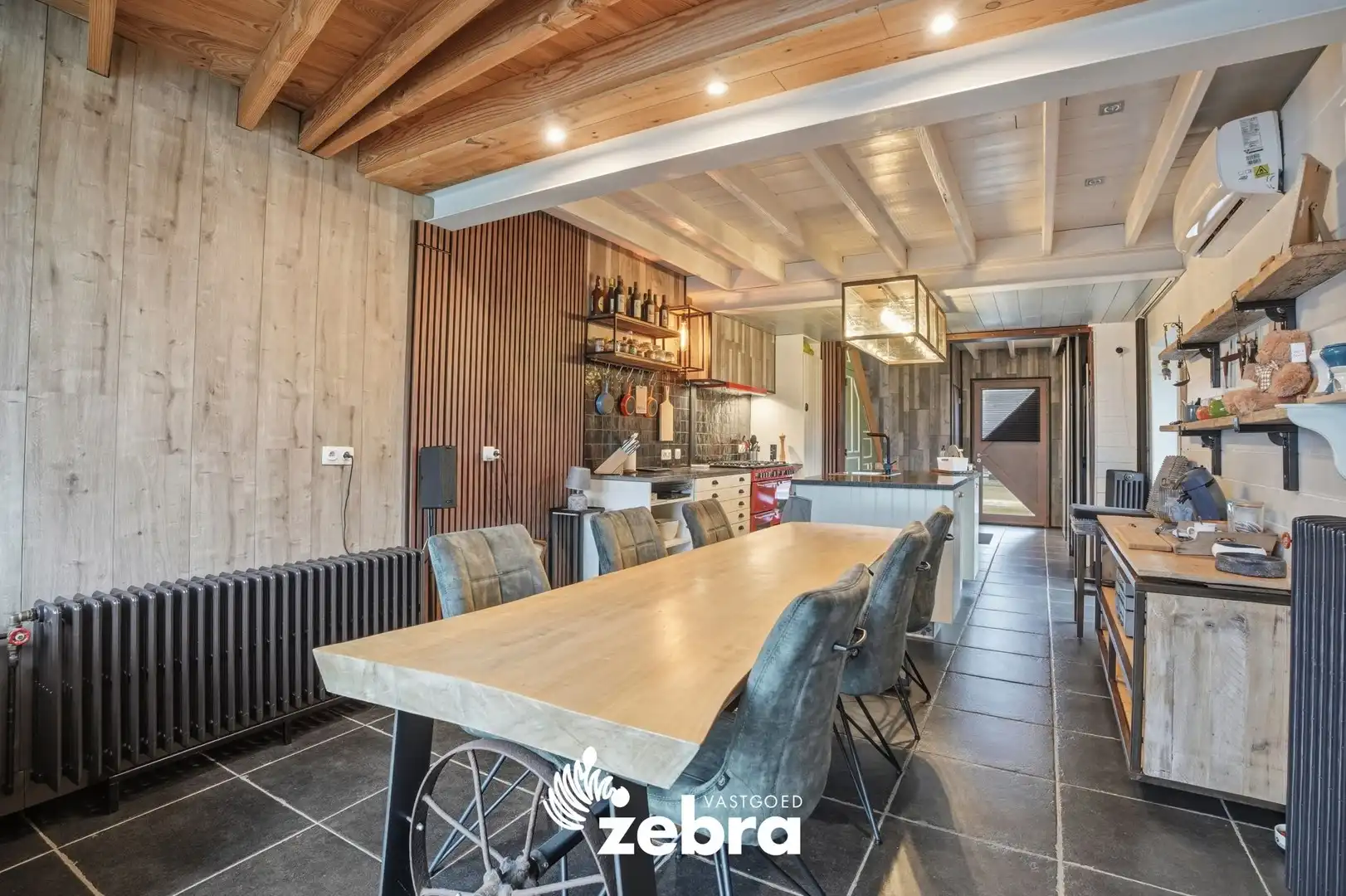 Instapklare en volledig gerenoveerde woning (EPC A) op topligging vlakbij Calmeynbos en de Krakeelduinen in De Panne! foto 5